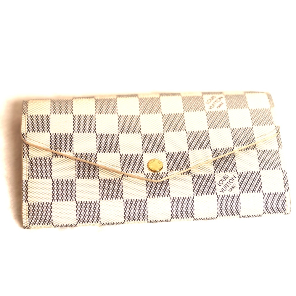 Louis Vuitton Sarah Wallet